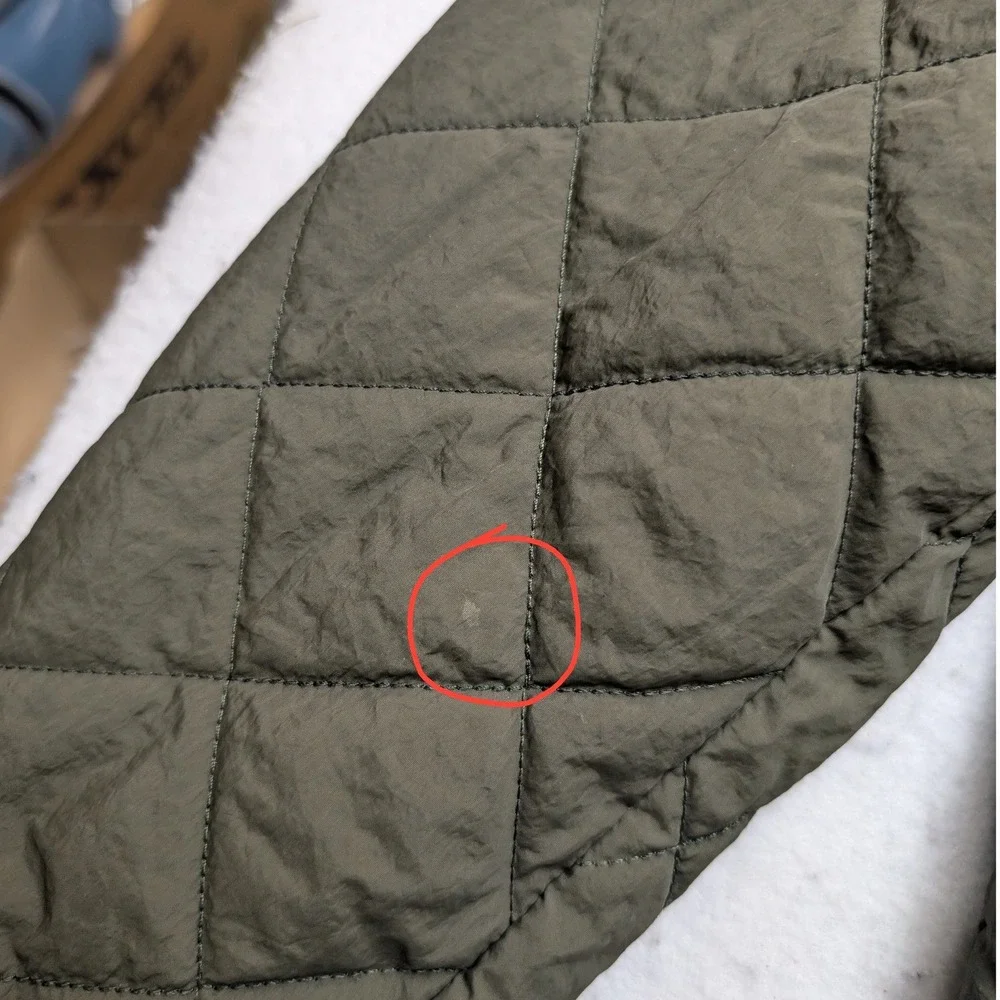 Levi's Quilted Bomber Jacket Mens Small Olive Green Diamond Stitch Full Zip